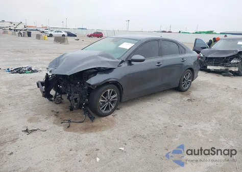 2022 Kia Forte Lxs z USA, uszkodzony, nr VIN 3KPF24AD2NE450437